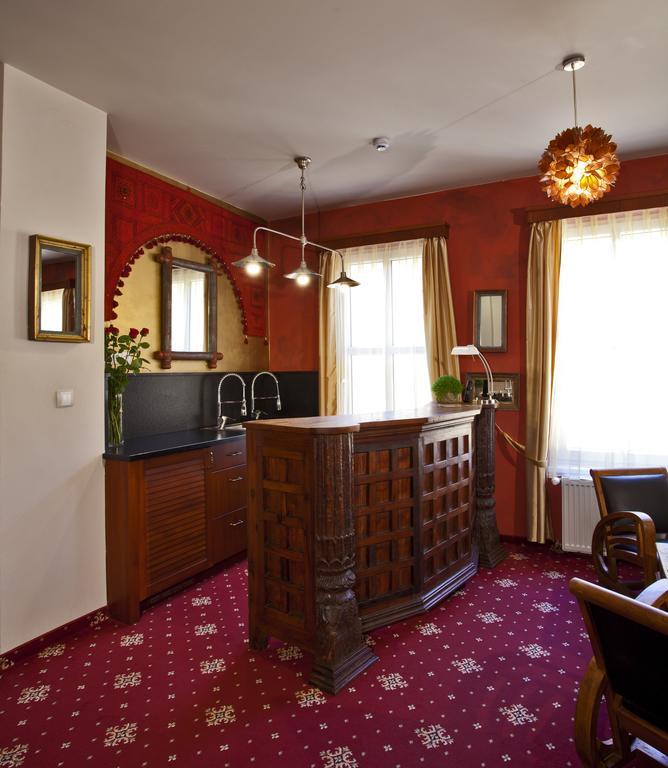 Hotel Tacl Holesov Exterior photo